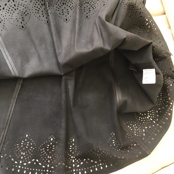 Joie Genuine Lamb leather skirt - Picture 7 of 9